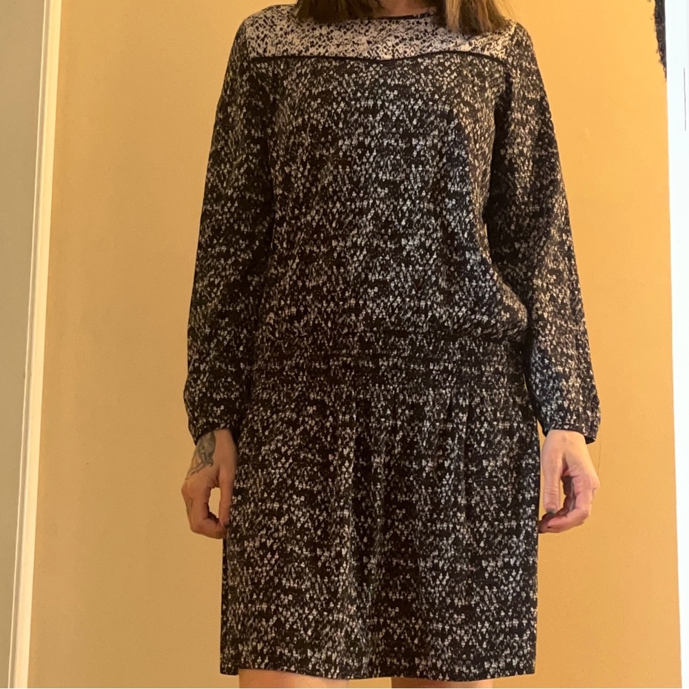 H&M Black and White Long Sleeve Dress